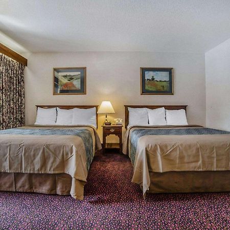 Econo Lodge Near Reno-Sparks Convention Center Εξωτερικό φωτογραφία