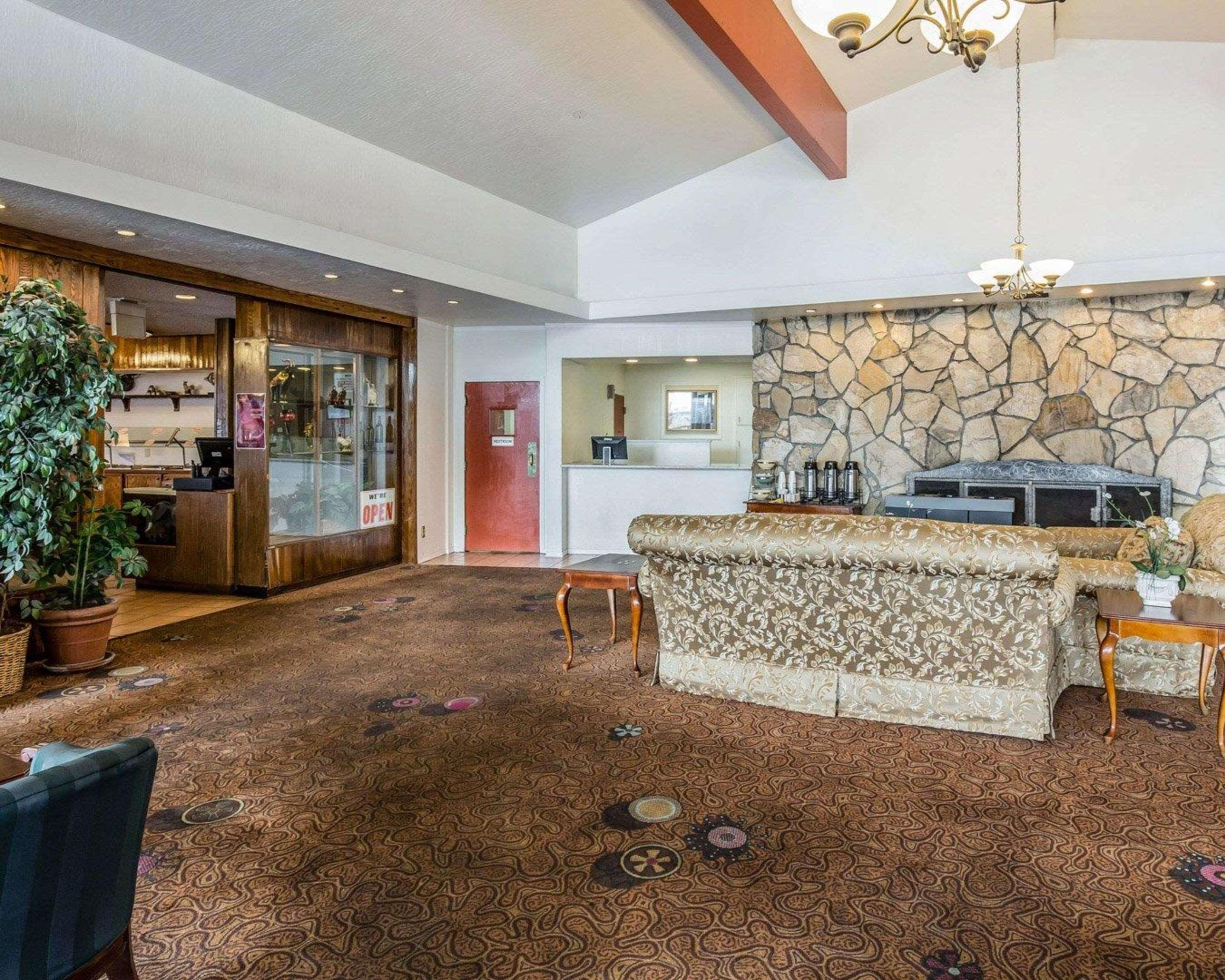 Econo Lodge Near Reno-Sparks Convention Center Εξωτερικό φωτογραφία